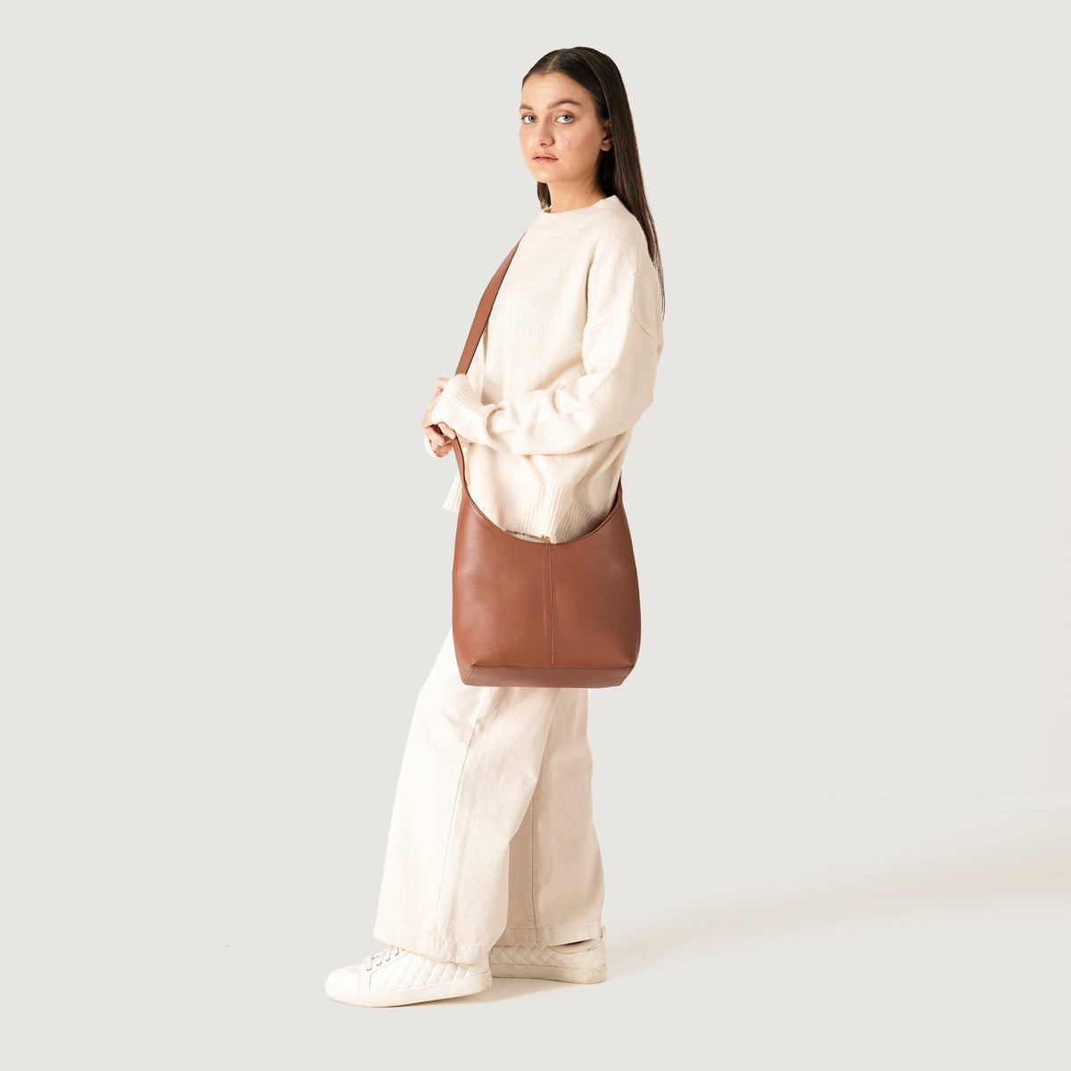 
Brown Full-Grain leather Goods - Bakifrån med perfekt axelpassform och ren fåll