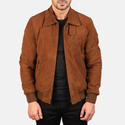 
Tomchi Ljusbrun Suede Läderjacka för Herr in Brown Goatskin Suede - Framifrån med skräddarsydd silhuett | Handla online