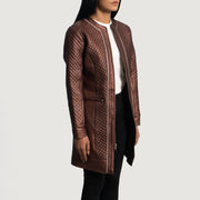 
Maroon Sheepskin leather Coat - Bakifrån med perfekt axelpassform och ren fåll