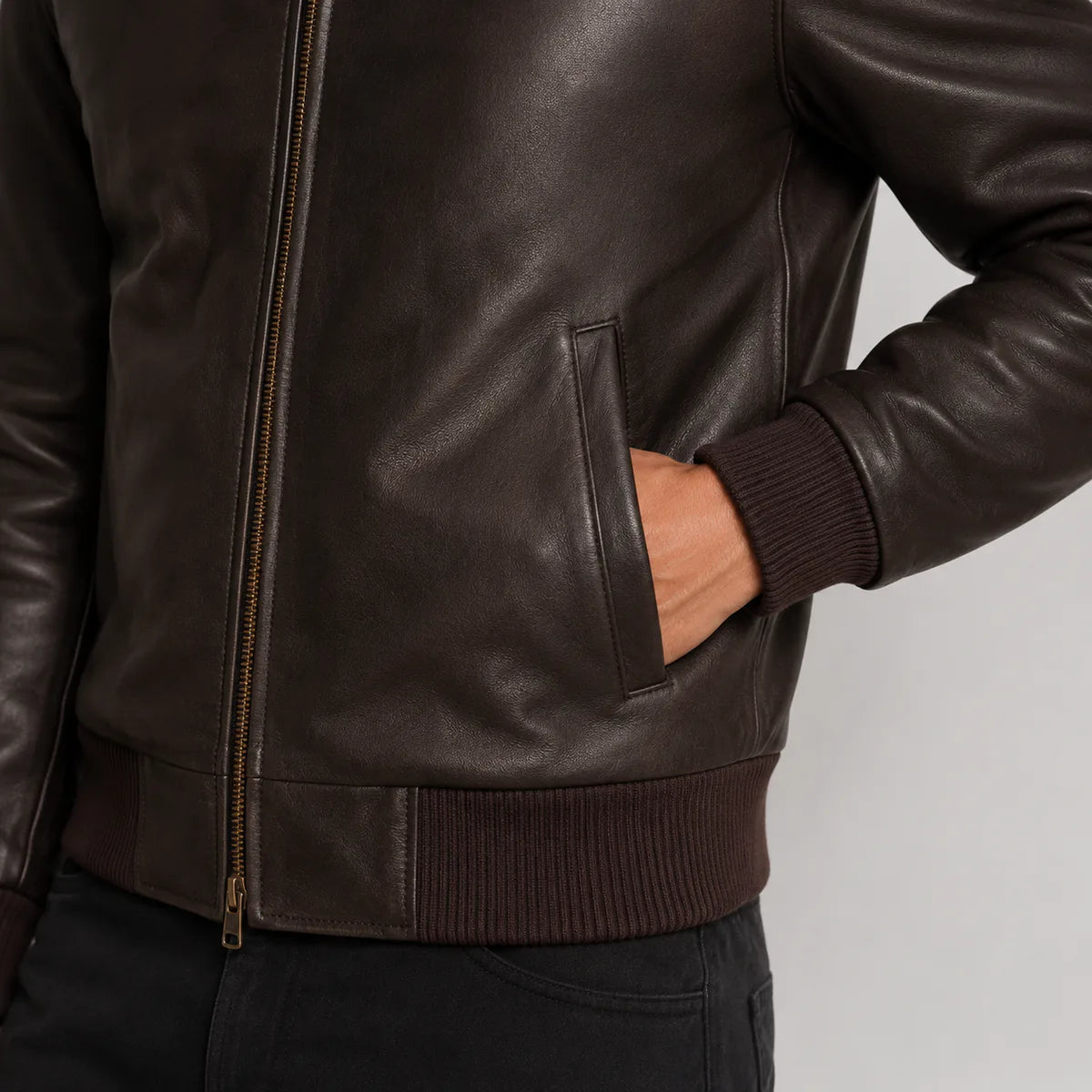 Close-Up Detail of Classic Collar & Heavy-Duty Zipper Hardware on Dark Brown Sheepskin Leather Bomber Jacket