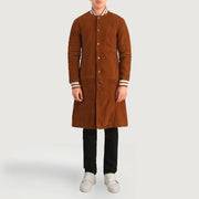 Wilde Brun Suede Varsity Coat för Herr - Lateral Side Profile View Showing Sleeve Cut &amp; Athletic Taper Fit