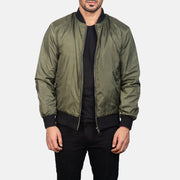 Men's Zack Green Bomberjacka i Läder för Herr in Green Nylon - Front Profile View &amp; Tailored Silhouette | Buy Online