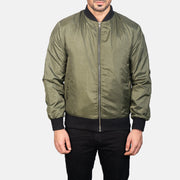 Close-Up Detail of Varsity &amp; Zipper Hardware on Men's Zack Green Bomberjacka i Läder för Herr